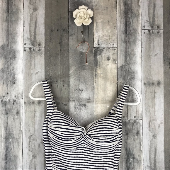 Bond-Eye Nip Tuck Sorrento Stripe Swimsuit S8 EUC - Picture 3 of 8
